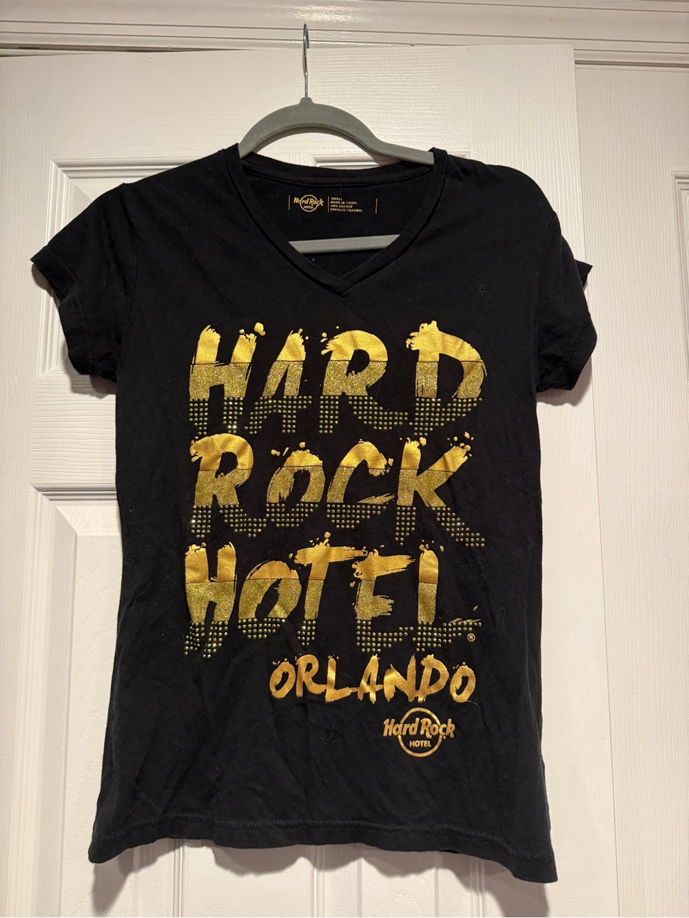 Hard Rock Cafe Black Tee with Gold Orlando Print
